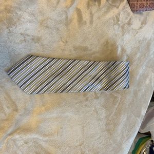 Jones New York 100% silk tie